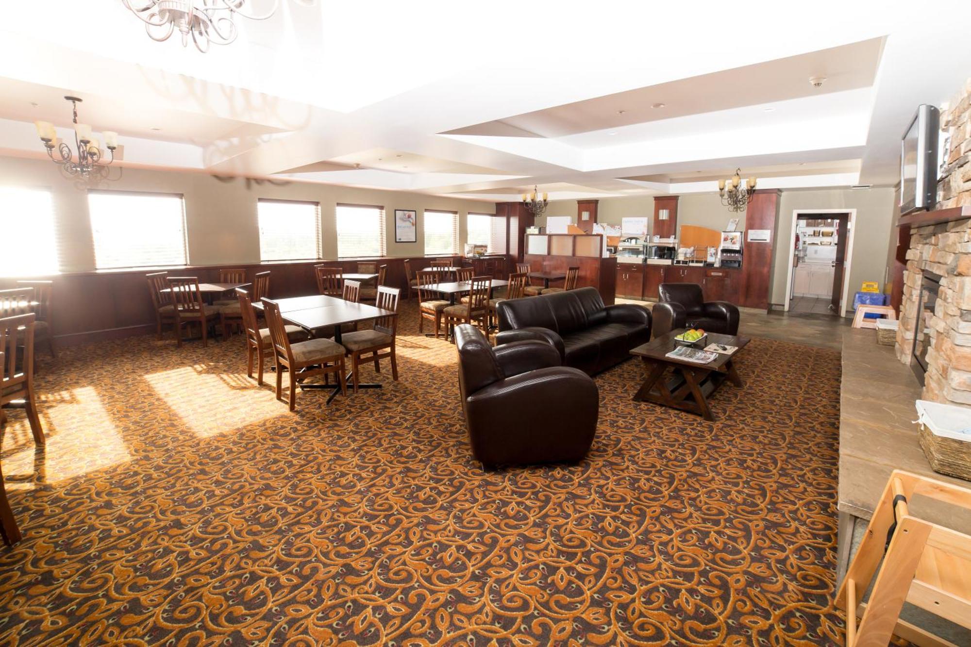 Holiday Inn Express & Suites Drayton Valley By Ihg Exterior foto