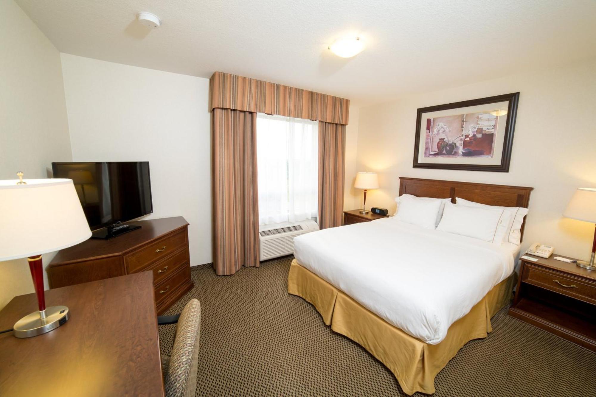Holiday Inn Express & Suites Drayton Valley By Ihg Exterior foto